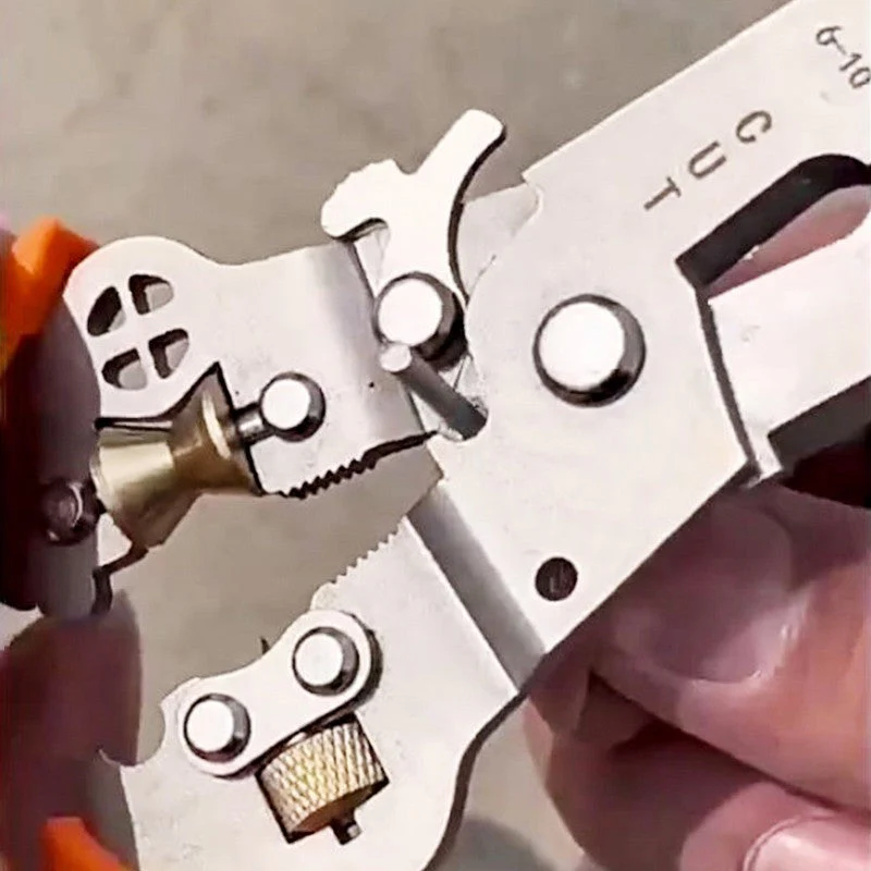 Time-Saving Multifunctional Wire Stripper & Cutter - Image 5